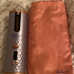 Unbound Beauty I’m Motion cordless hair curler